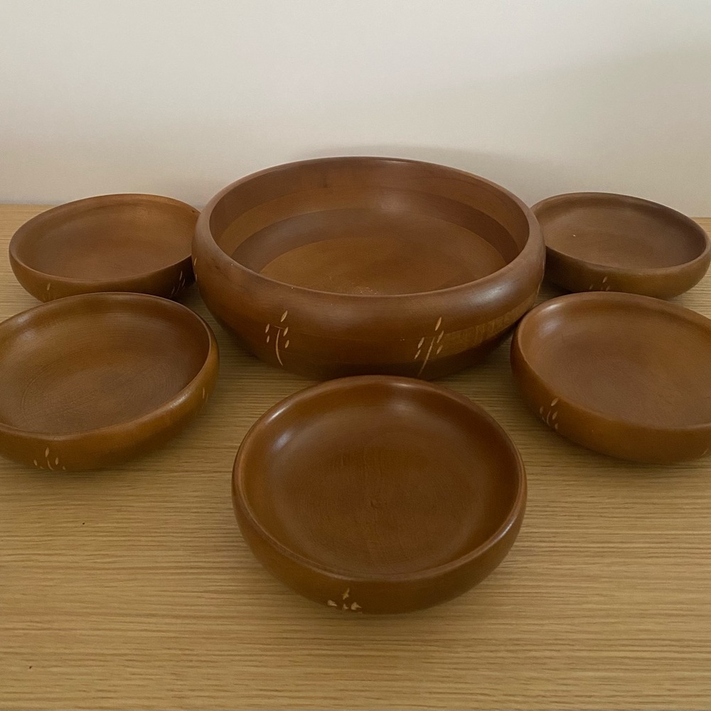 Vintage Baribocraft Canadian Maple Wood Salad Bowl with 5 Bowls - Picture 1 of 16